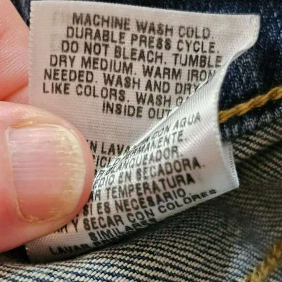 Levi's Signature Stretch Lowrise Bootcut Darkwash Denim Jeans in 18 NWT - Picture 6 of 7